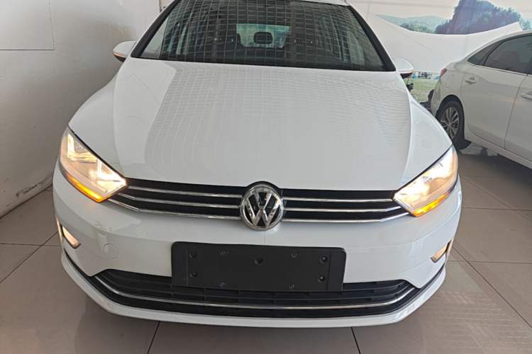 Used Volkswagen Golf Sportsvan 2016 1.6L Automatic Comfort Model Front