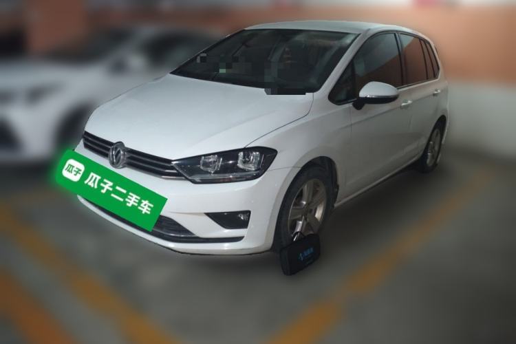 Used Volkswagen Golf Sportsvan 2016 1.6L Automatic Comfort Model Guazi used car, China used car export, Used car for sale, Used cars, Cheapest cars for sale