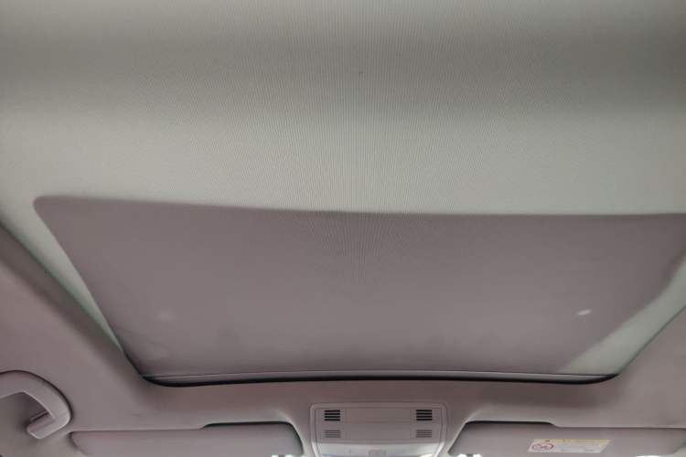 Used Volkswagen Golf Sportsvan 2016 230TSI Automatic Trend Edition Headliner