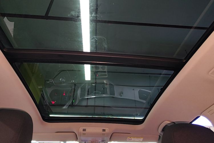 Used Volkswagen Golf Sportsvan 2016 180TSI Automatic Trend Model Headliner