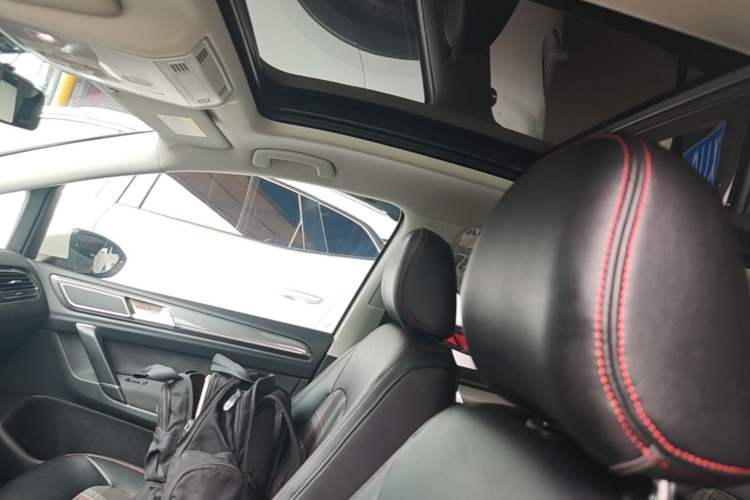 Used Volkswagen Golf Sportsvan 2016 230TSI Automatic Trend Edition Headliner