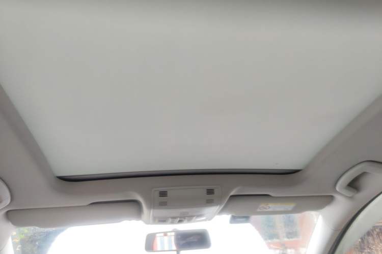 Used Volkswagen Golf Sportsvan 2016 1.6L Automatic Comfort Model Headliner