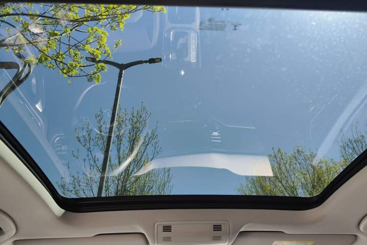Used Volkswagen Golf Sportsvan 2016 280TSI Automatic Luxury Model Headliner