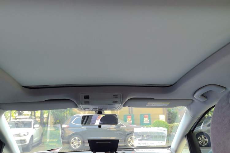 Used Volkswagen Golf Sportsvan 2016 230TSI Automatic Trend Edition Headliner