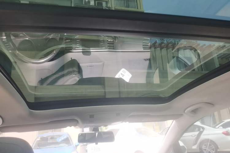 Used Volkswagen Golf Sportsvan 2016 230TSI Automatic Trend Edition Headliner