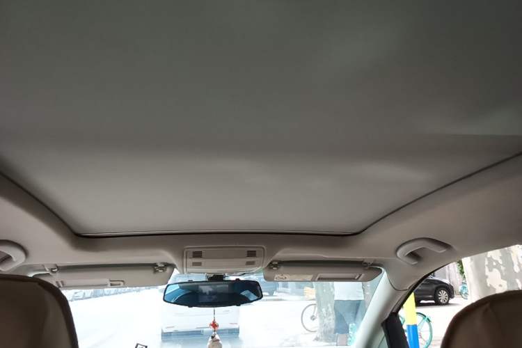 Used Volkswagen Golf Sportsvan 2016 230TSI Automatic Trend Edition Headliner