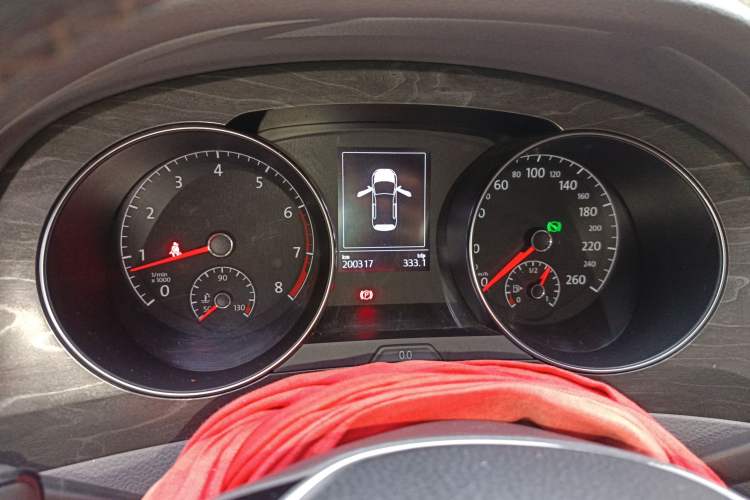 Used Volkswagen Golf Sportsvan 2016 230TSI Automatic Luxury Version Instrument Cluster