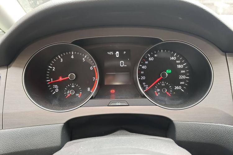 Used Volkswagen Golf Sportsvan 2016 1.6L Automatic Comfort Model Instrument Cluster