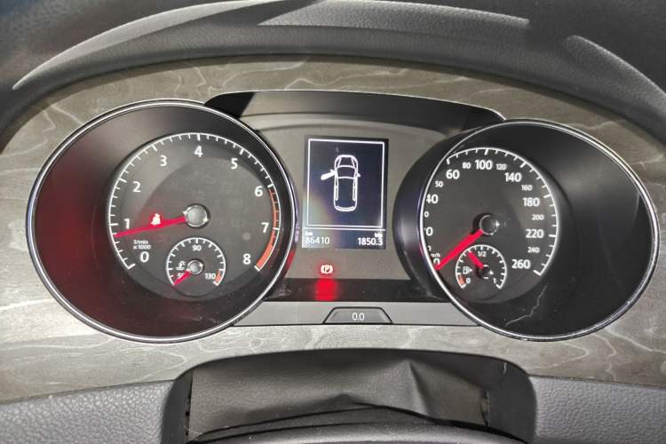 Used Volkswagen Golf Sportsvan 2016 280TSI Automatic Luxury Model Instrument Cluster