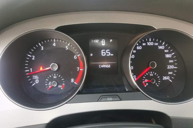 Used Volkswagen Golf Sportsvan 2016 1.6L Automatic Comfort Model Instrument Cluster