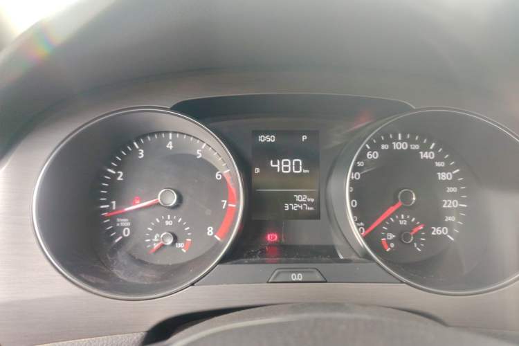 Used Volkswagen Golf Sportsvan 2016 1.6L Automatic Comfort Model Instrument Cluster