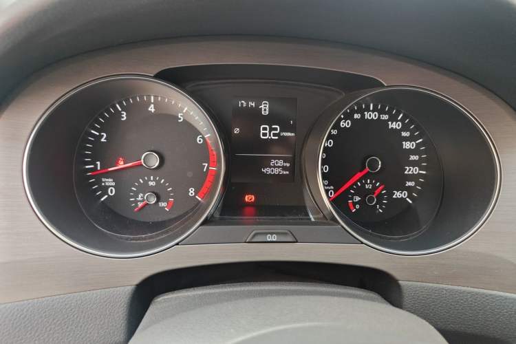 Used Volkswagen Golf Sportsvan 2016 1.6L Manual Comfort Model Instrument Cluster