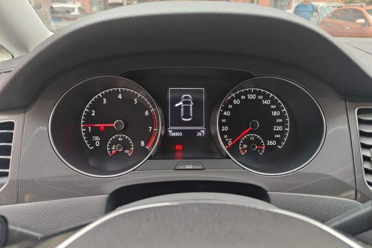 Used Volkswagen Golf Sportsvan 2016 230TSI Automatic Trend Edition Instrument Cluster