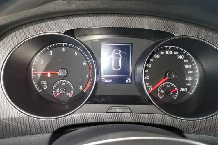 Used Volkswagen Golf Sportsvan 2016 230TSI Automatic Trend Edition Instrument Cluster