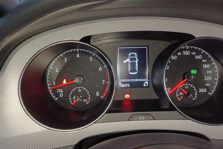 Used Volkswagen Golf Sportsvan 2016 230TSI Automatic Trend Edition Instrument Cluster