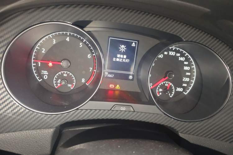 Used Volkswagen Golf Sportsvan 2016 280TSI Automatic Luxury Model Instrument Cluster