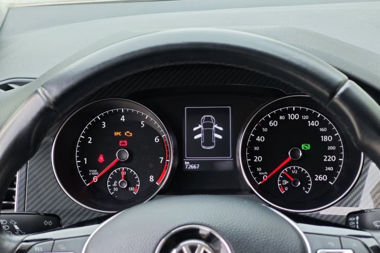 Used Volkswagen Golf Sportsvan 2016 280TSI Automatic Luxury Model Instrument Cluster