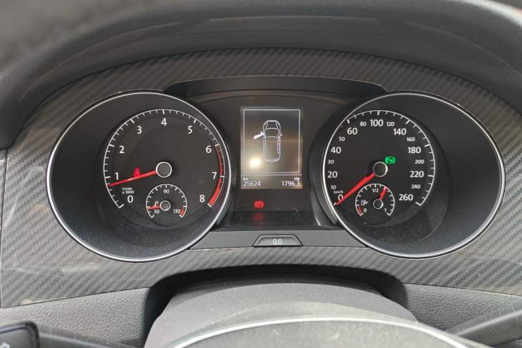 Used Volkswagen Golf Sportsvan 2016 280TSI Automatic Luxury Model Instrument Cluster