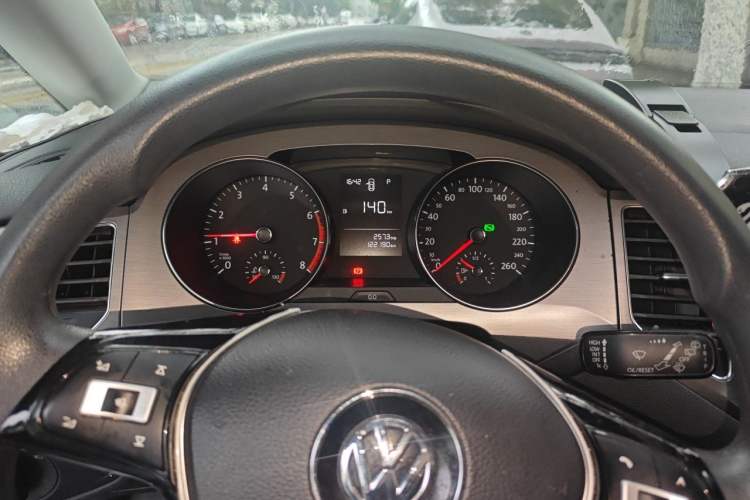 Used Volkswagen Golf Sportsvan 2016 1.6L Automatic Comfort Model Instrument Cluster