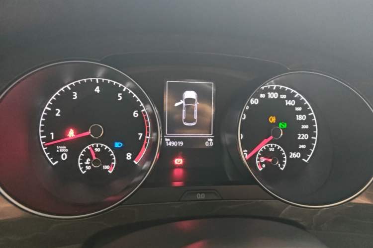 Used Volkswagen Golf Sportsvan 2016 230TSI Automatic Luxury Version Instrument Cluster