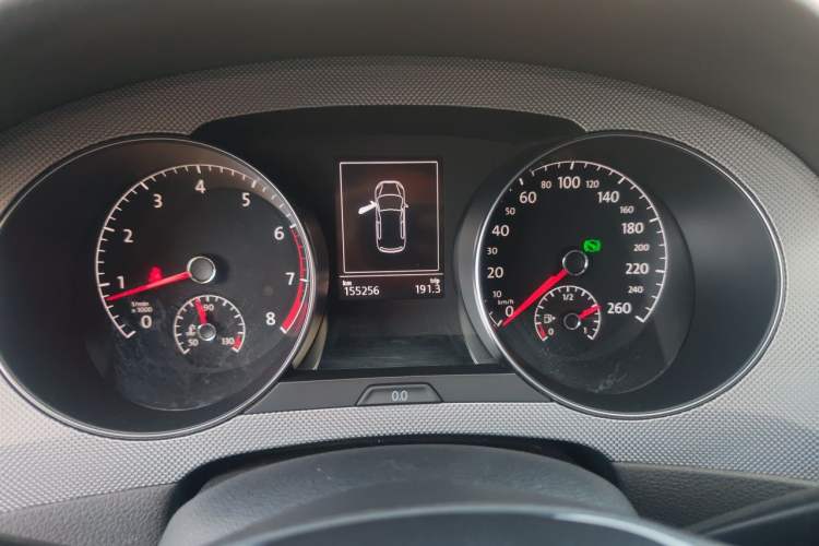 Used Volkswagen Golf Sportsvan 2016 230TSI Automatic Trend Edition Instrument Cluster