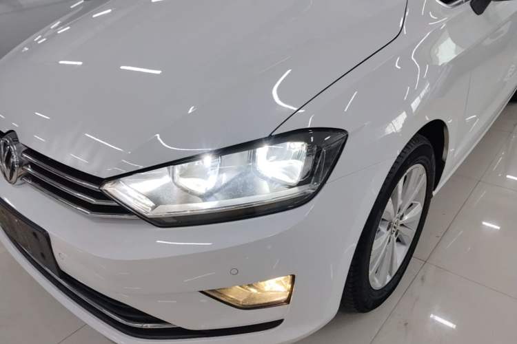 Used Volkswagen Golf Sportsvan 2016 230TSI Automatic Trend Edition Left Front Headlight