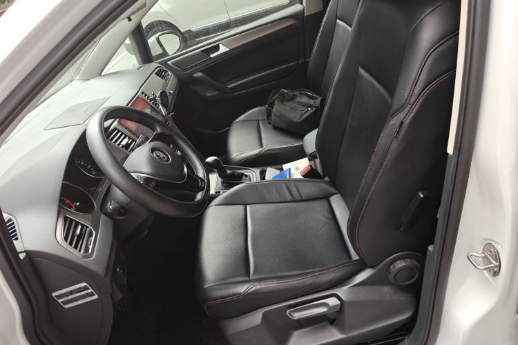 Used Volkswagen Golf Sportsvan 2016 1.6L Automatic Comfort Model Left Front Seat