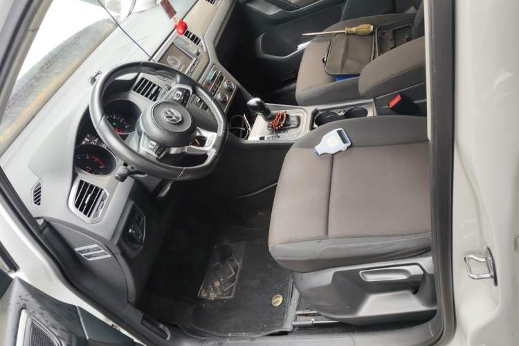 Used Volkswagen Golf Sportsvan 2016 1.6L Automatic Comfort Model Left Front Seat