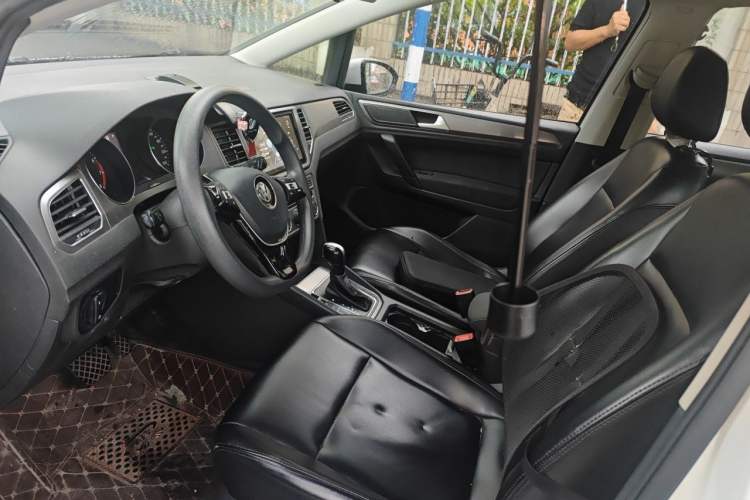 Used Volkswagen Golf Sportsvan 2016 1.6L Automatic Comfort Model Left Front Seat