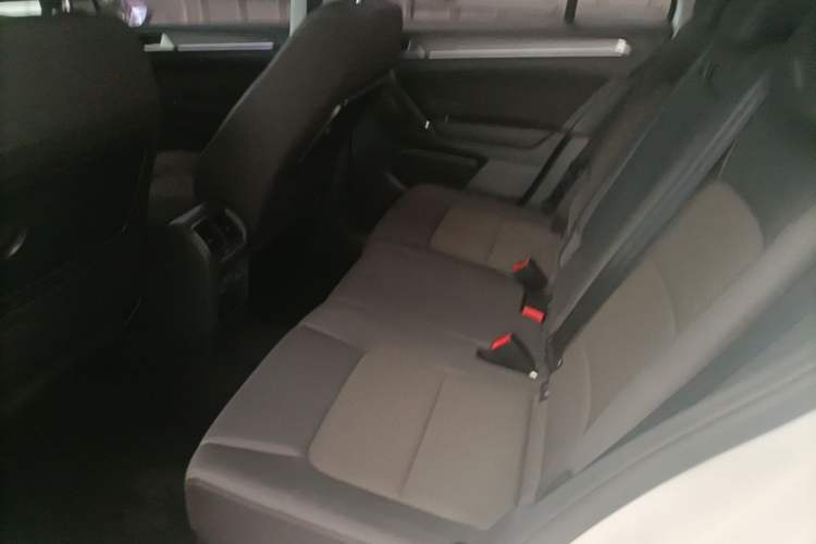 Used Volkswagen Golf Sportsvan 2016 230TSI Automatic Trend Edition Left Rear Seat