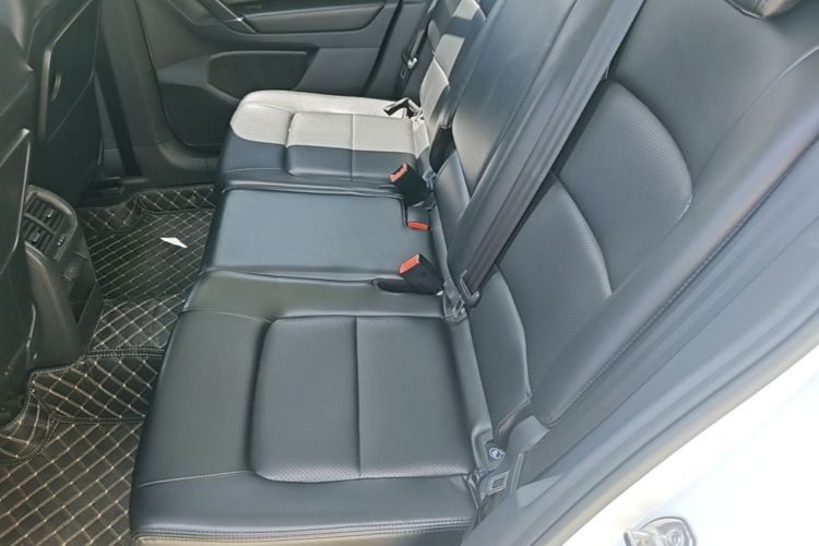 Used Volkswagen Golf Sportsvan 2016 230TSI Automatic Trend Edition Left Rear Seat