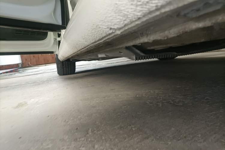 Used Volkswagen Golf Sportsvan 2016 230TSI Automatic Trend Edition Left Side Sill
