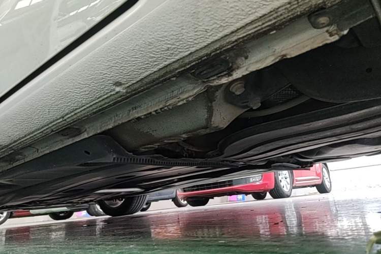 Used Volkswagen Golf Sportsvan 2016 280TSI Automatic Luxury Model Left Side Sill