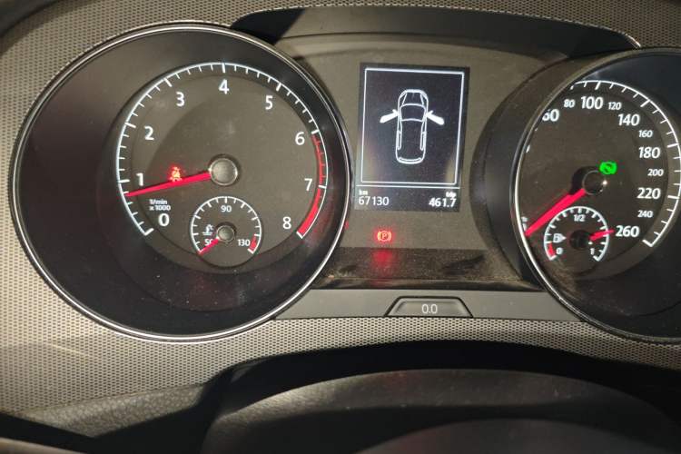 Used Volkswagen Golf Sportsvan 2016 230TSI Automatic Trend Edition Odometer Close Up