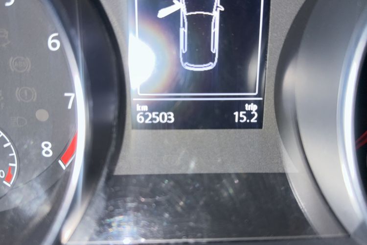 Used Volkswagen Golf Sportsvan 2016 280TSI Automatic Luxury Model Odometer Close Up