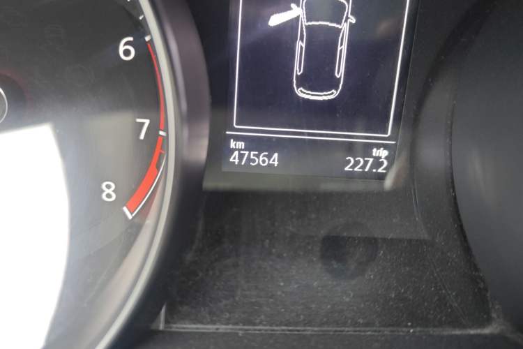 Used Volkswagen Golf Sportsvan 2016 230TSI Automatic Trend Edition Odometer Close Up