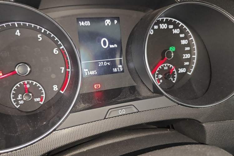 Used Volkswagen Golf Sportsvan 2016 230TSI Automatic Trend Edition Odometer Close Up