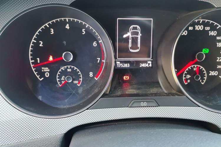 Used Volkswagen Golf Sportsvan 2016 230TSI Automatic Trend Edition Odometer Close Up