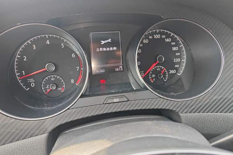Used Volkswagen Golf Sportsvan 2016 280TSI Automatic Luxury Model Odometer Close Up