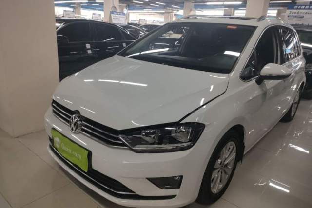 Ojetý Volkswagen Golf Sportsvan 2016 230TSI Automatic Trend Edition