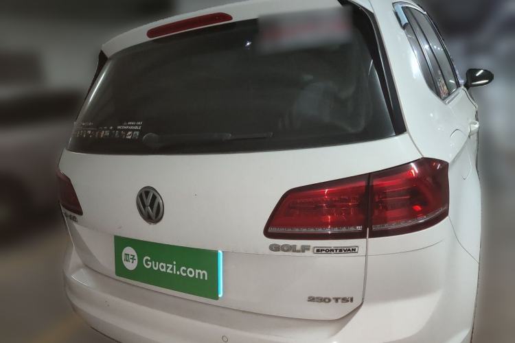 Used Volkswagen Golf Sportsvan 2016 230TSI Manual Entry-Level Trim Rear
