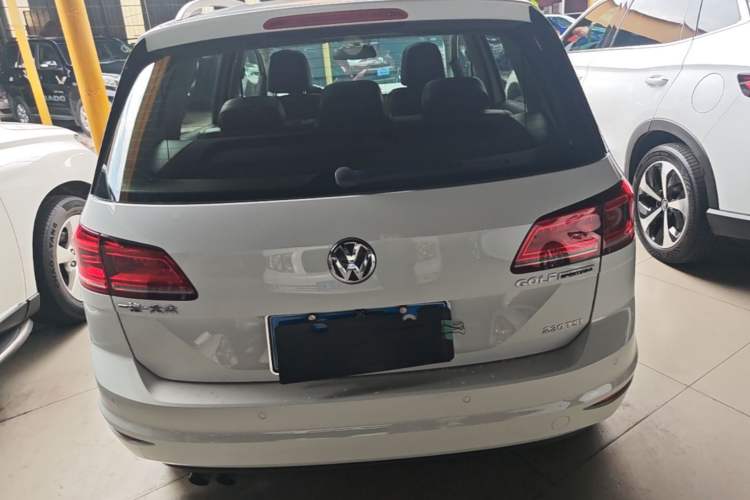 Used Volkswagen Golf Sportsvan 2016 230TSI Automatic Trend Edition Rear