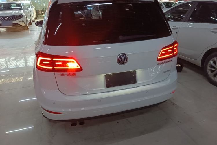 Used Volkswagen Golf Sportsvan 2016 230TSI Automatic Trend Edition Rear