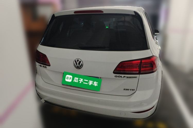 Used Volkswagen Golf Sportsvan 2016 230TSI Manual Entry-Level Trim Rear