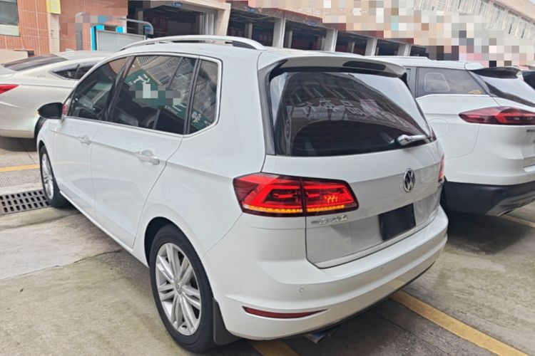 Used Volkswagen Golf Sportsvan 2016 230TSI Automatic Luxury Version Rear Left 45 Deg