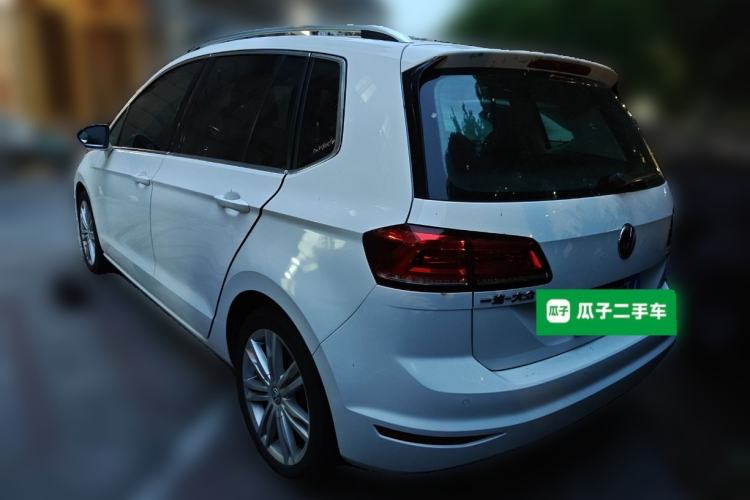 Used Volkswagen Golf Sportsvan 2016 280TSI Automatic Luxury Model Rear Left 45 Deg