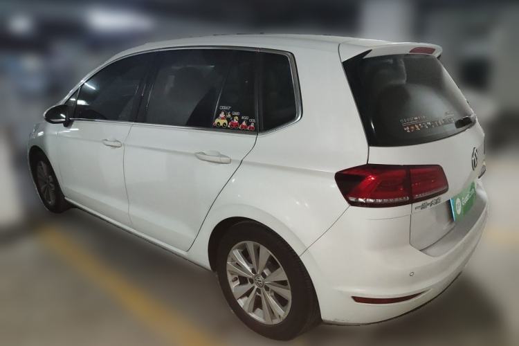 Used Volkswagen Golf Sportsvan 2016 230TSI Manual Entry-Level Trim Rear Left 45 Deg