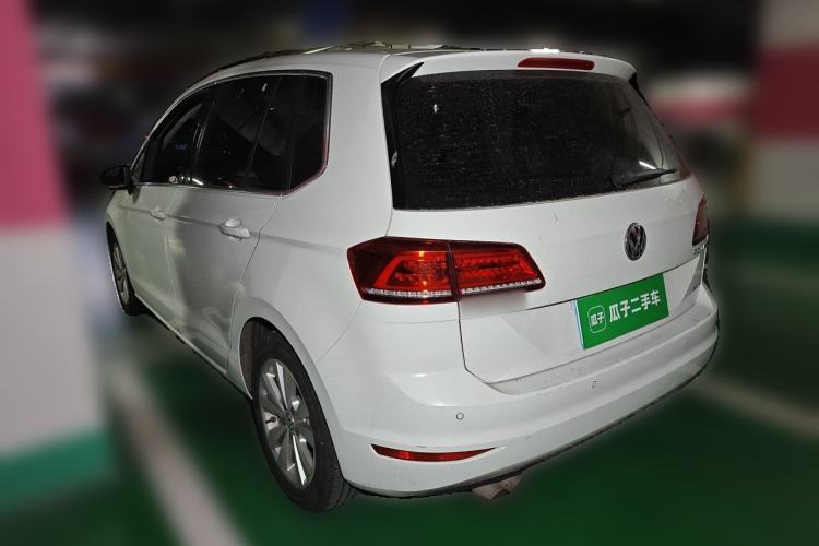 Used Volkswagen Golf Sportsvan 2016 230TSI Manual Entry-Level Trim Rear Left 45 Deg