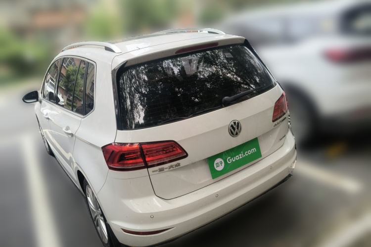 Used Volkswagen Golf Sportsvan 2016 230TSI Automatic Luxury Version Rear Left 45 Deg