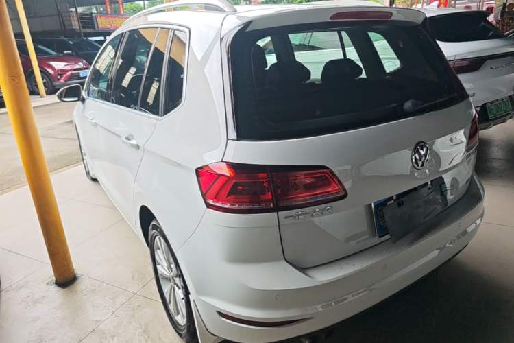 Used Volkswagen Golf Sportsvan 2016 230TSI Automatic Trend Edition Rear Left 45 Deg